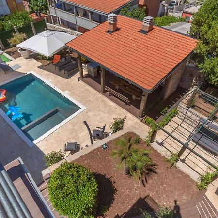 Apartman Sara บาร์ ภายนอก รูปภาพ