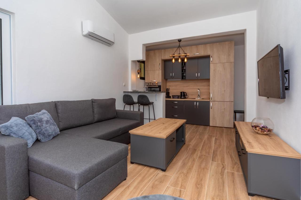 Apartman Sara บาร์ ภายนอก รูปภาพ