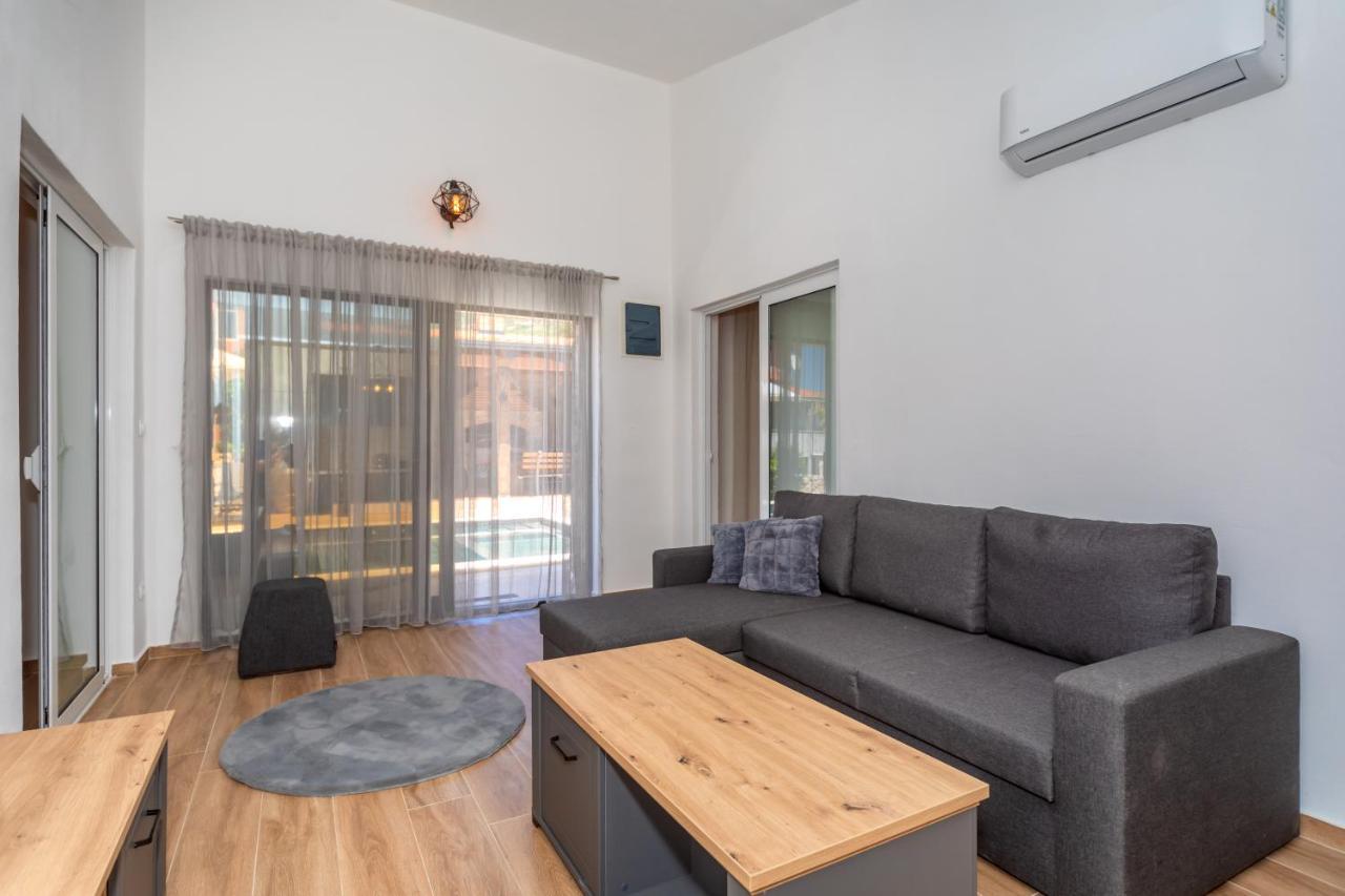 Apartman Sara บาร์ ภายนอก รูปภาพ