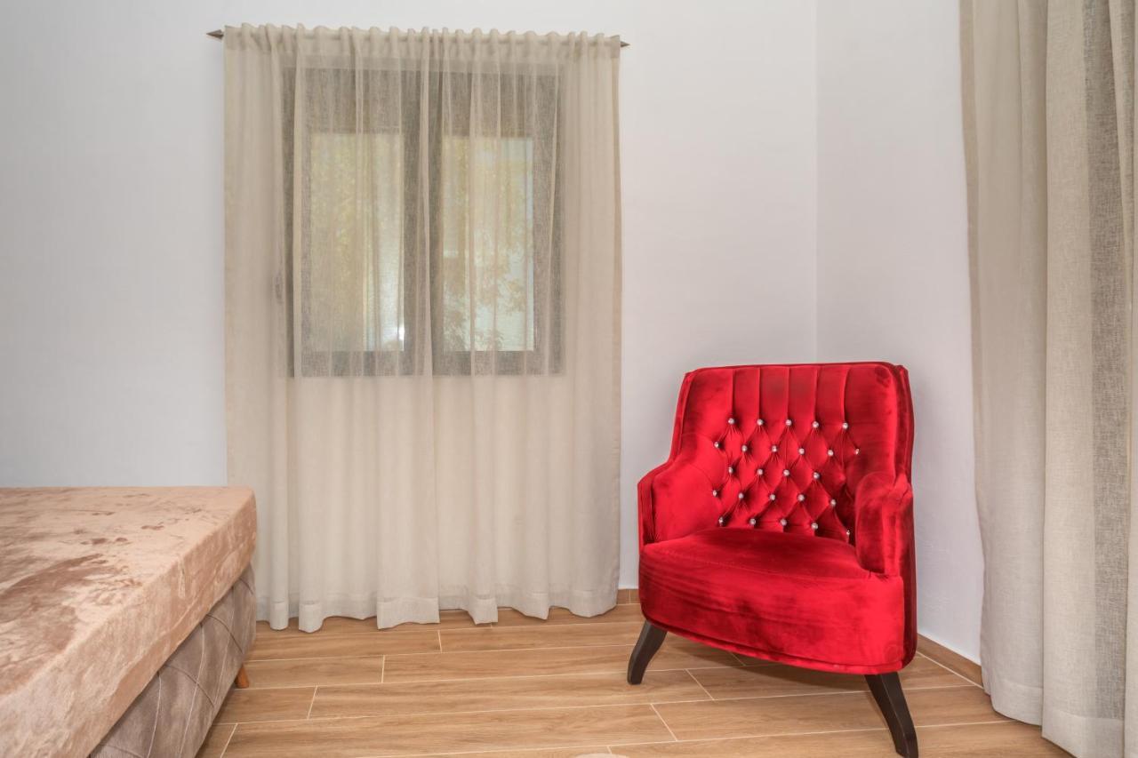 Apartman Sara บาร์ ภายนอก รูปภาพ