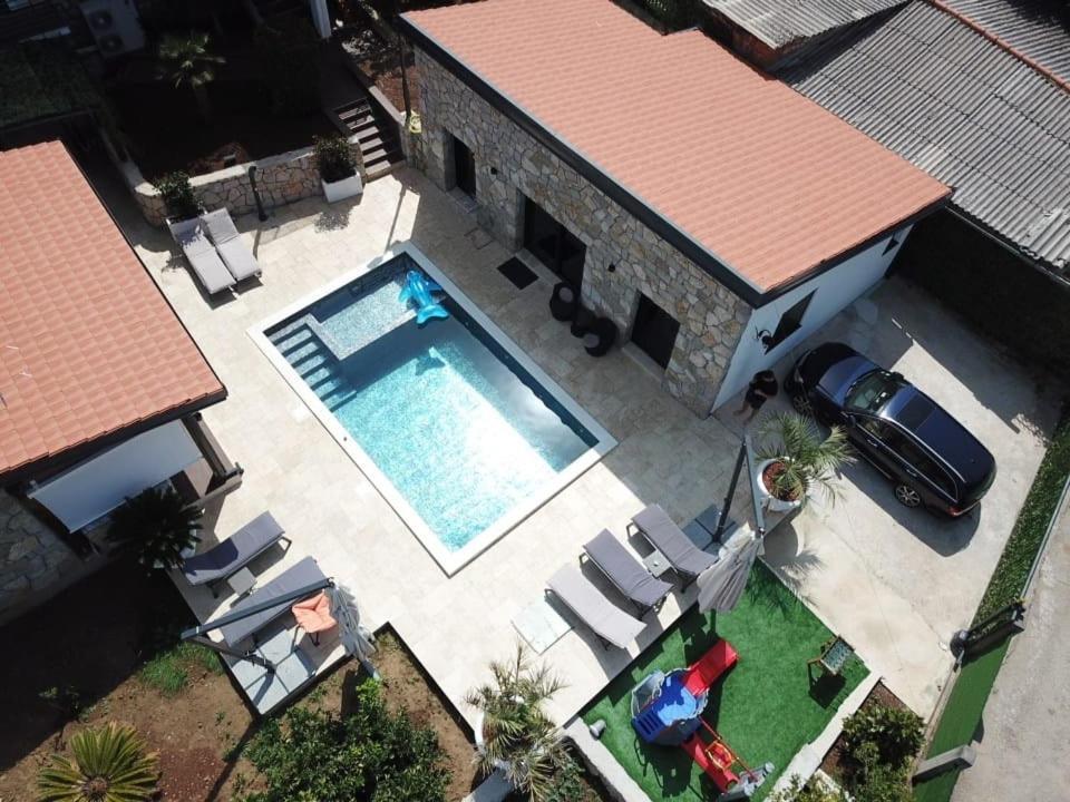 Apartman Sara บาร์ ภายนอก รูปภาพ