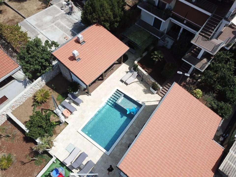 Apartman Sara บาร์ ภายนอก รูปภาพ